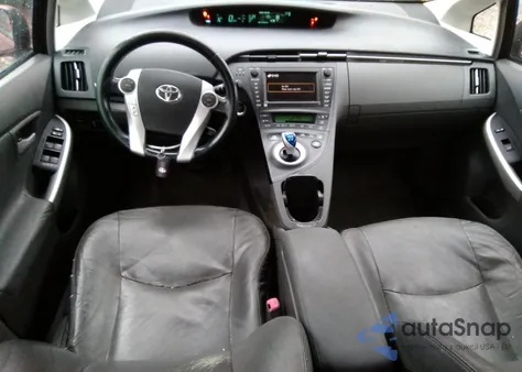 2010 Toyota Prius z USA, uszkodzony, nr VIN JTDKN3DUXA0040628